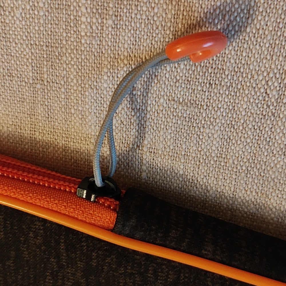 COMPUTER PROTECTOR SLEEVE FOLD - Picture 6 of 12